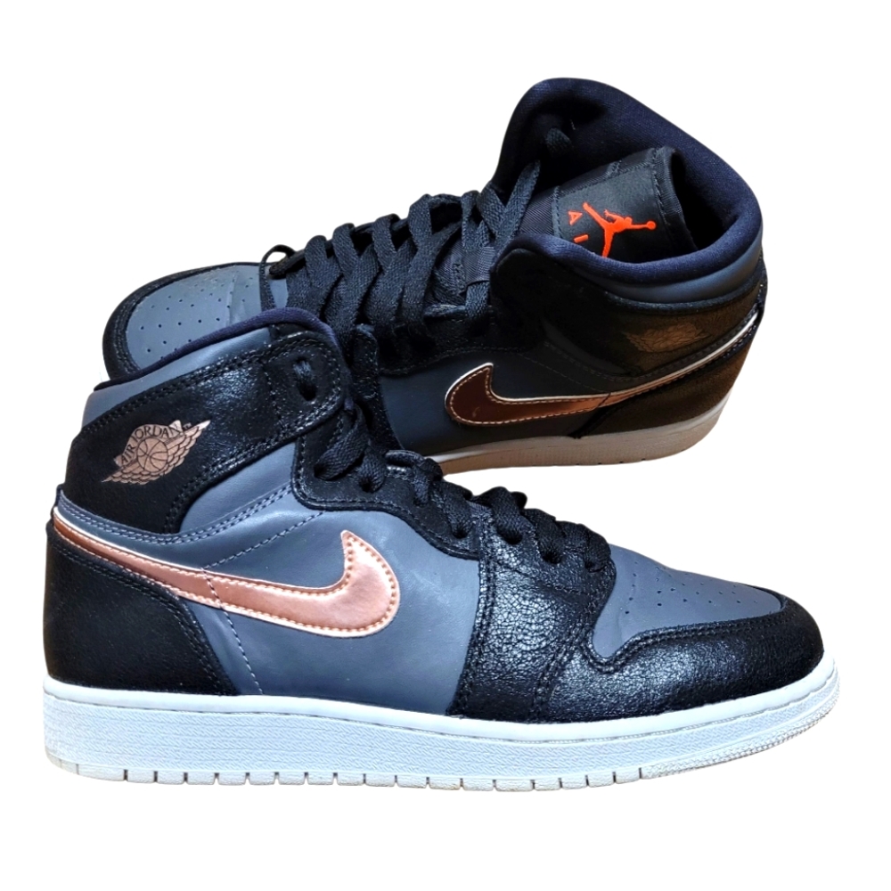 Nike Air Jordan 1 Retro High Black Metallic Red Bronze Grey 705300-006 Sz 7